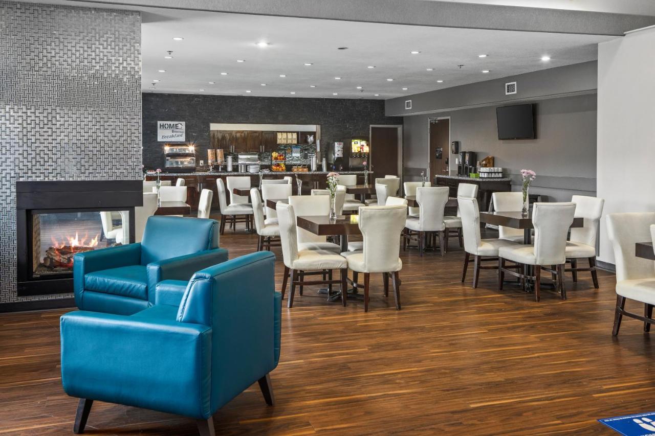 Home Inn & Suites Regina Airport Exterior foto