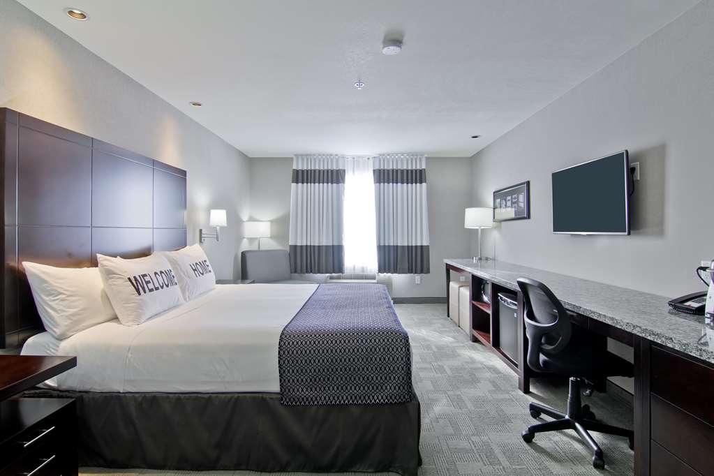 Home Inn & Suites Regina Airport Habitación foto